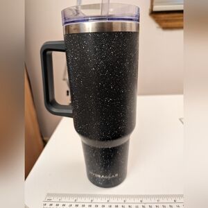 Hydragear Atlas 40 oz MEGA SIZE Speckled stainless steel tumbler w handle, straw